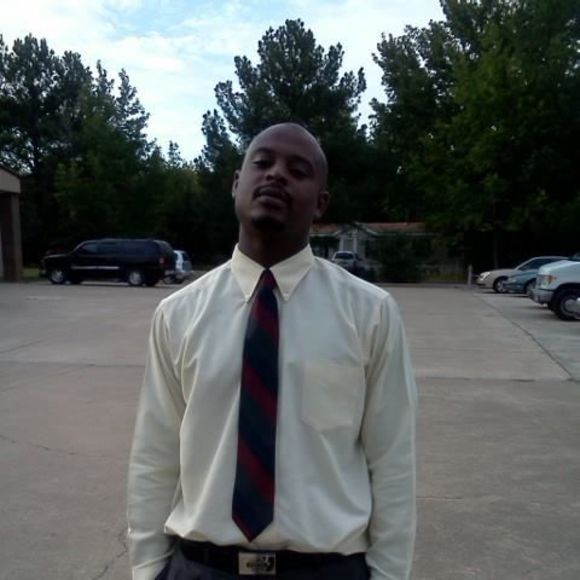 Meet your Posher, Derrick - Picture 1 of 1